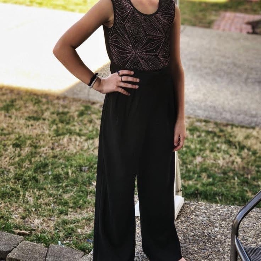 NWOT Girls Dressy Sleeveless Romper - Size 10